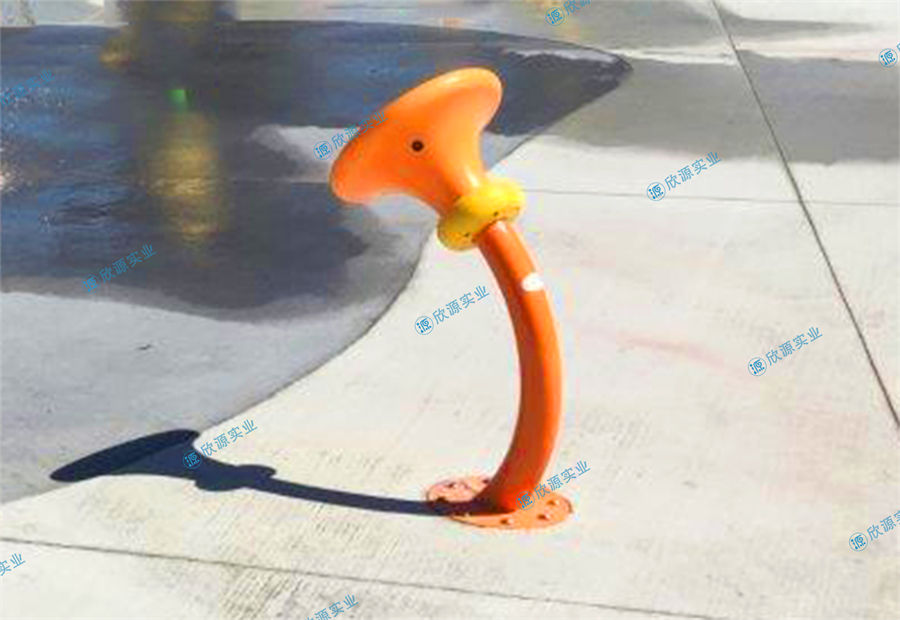 冰斗戲水小品